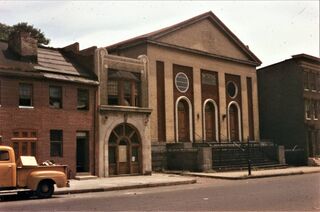 Reasin eden street synagogue02.jpg